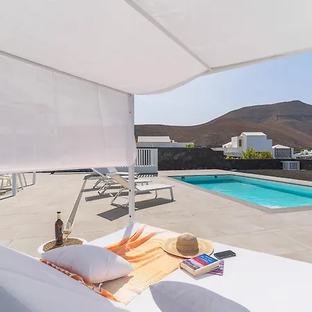 Vv Secretos De Yaiza 1 By Hh - Private Pool & Bbq Villa *